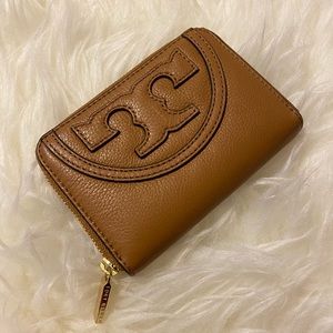 Tory Burch Bark Tan All T Zip Coin Case Wallet